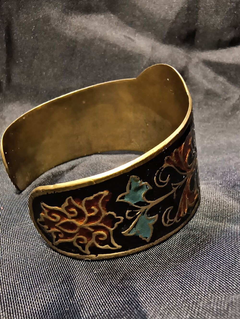 Antique Scorpio Brass And Enamel Cuff, Unisex - Picture 2 of 5